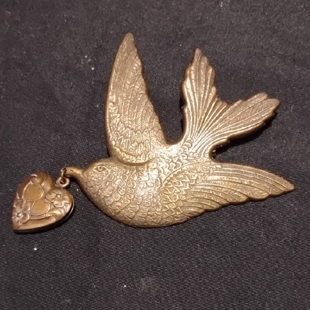 Gold Bird Pendant with Heart Charm